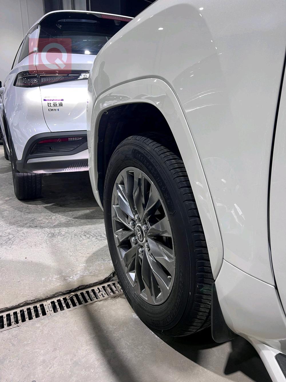 تويوتا لاندكروزر